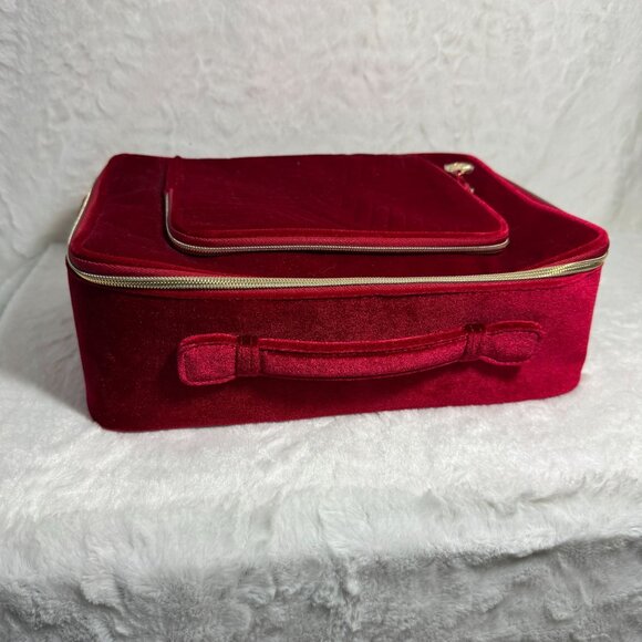 Red Velvet Estee Lauder Travel Train Bag Case Cosmetic Makeup 2023 - Picture 4 of 9